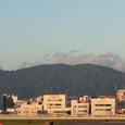 福岡空港から見る宝満山
