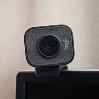 不細工だけど Logicool StreamCam C980GR で高画質自撮り