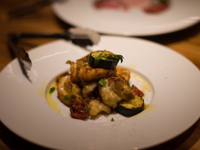 4558722104 f82928b35d b